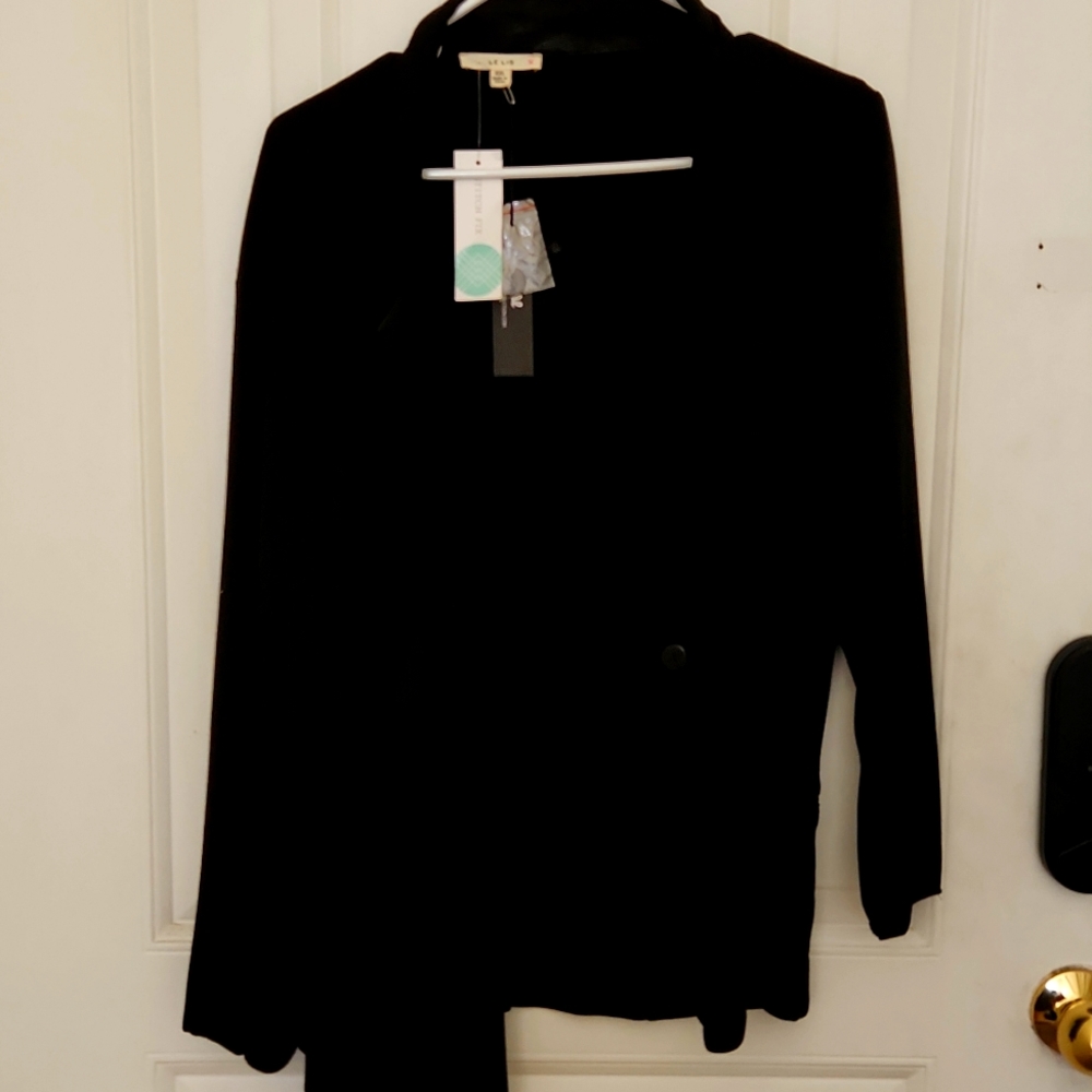 Black knit blazer